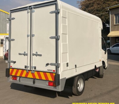 Hino fiberglass load body 2
